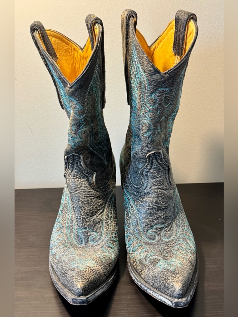 Boot Star by Old Gringo Distressed Leather Boots - Size 7.5B